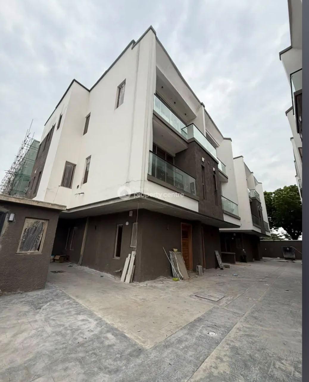5 bedroom duplex